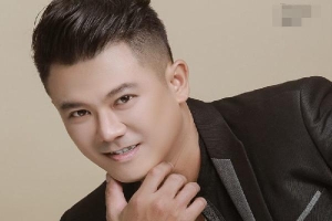 Ca sĩ Vân Quang Long qua đời ở tuổi 41 tại Mỹ