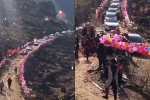 Dân mạng choáng váng trước hình ảnh dàn siêu xe nối đuôi nhau lên núi rước dâu