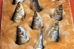 Món ăn kinh dị khiến thực khách hoảng hồn vì toàn đầu cá