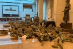 Vệ binh Quốc gia nằm la liệt tại Điện Capitol