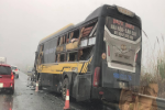 Xe tải quay đầu trên cao tốc Nội Bài - Lào Cai gây tai nạn với xe khách giường nằm