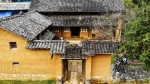 Căn nhà cổ trăm tuổi tại Hà Giang