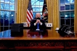 Tổng thống Biden loại bỏ nút gọi đồ uống của ông Trump