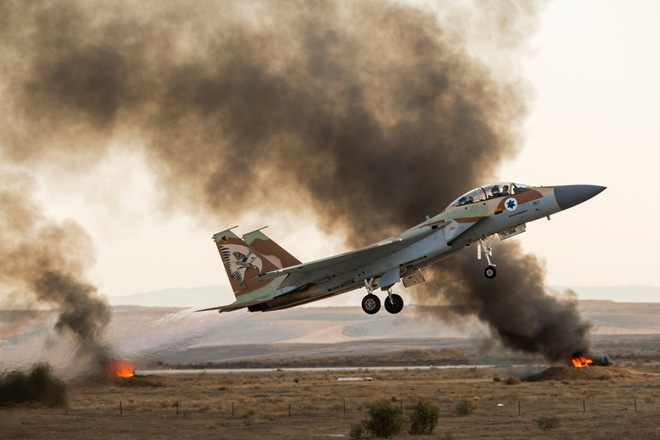 S-400 hoàn toàn "im hơi lặng tiếng" trước các cuộc tấn công của Israel nhằm vào mục tiêu Iran ở Syria. Ảnh minh họa (Nguồn: Newsweek).