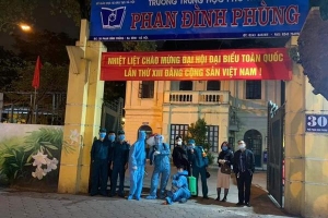 Một trường ở Hà Nội nghỉ học do có trường hợp F1
