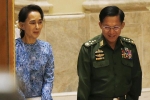 Dòng chữ viết tay trên bản thông cáo nhàu nát của bà Aung San Suu Kyi hé lộ gì về 'ngày định mệnh'?