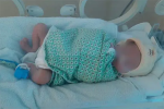 Thương tâm: Bé sơ sinh bị bỏ rơi ở Hà Nội ngày 29 Tết