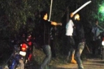 Quảng Bình: Ba thanh niên mang còng số 8 đi bắt người, đánh nạn nhân nhập viện