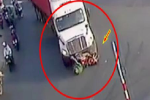 Clip: Kinh hoàng khoảnh khắc chiếc container vào cua, cán qua 2 người phụ nữ đi xe máy rồi kéo lê trên đường