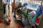 Kinh hoàng phòng trọ của 4 nữ sinh ở TP.HCM: Rác thải chất ngập nhà, xem đến ban công mà không chấp nhận được