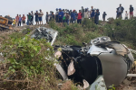 Hiện trường vụ tai nạn nghiêm trọng làm 3 xe cùng nhiều người rơi xuống vực ở Quảng Trị