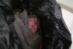 Phát hiện bé trai sơ sinh nặng 1,9 kg quấn khăn, trong bao nilon đen ở Tây Ninh