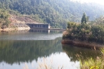 Những 'xác cây rừng' trong hồ chứa nước của thủy điện Sông Giang 2 (Kỳ 2)