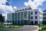 Phát hiện thi thể quan chức sứ quán Mỹ treo cổ trong phòng khách sạn ở Kenya