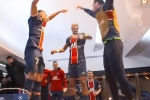 Mbappe nhảy lên bàn ăn mừng sau khi loại Bayern