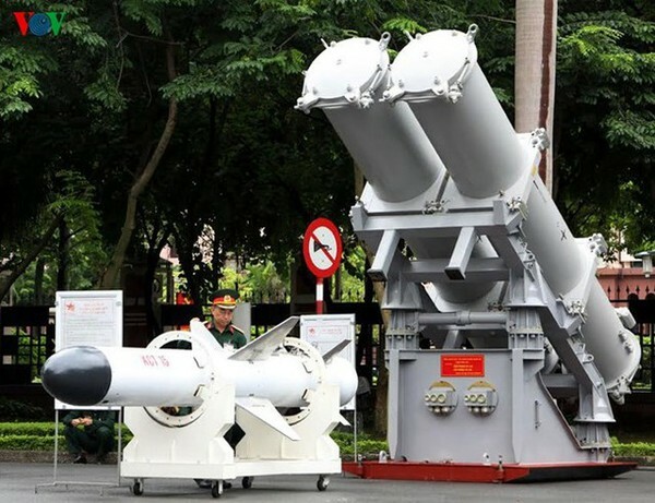 Tên lửa chống hạm KCT-15 do Việt Nam chế tạo. Ảnh: VOV.