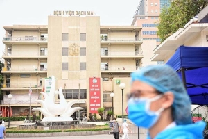 Tiến sĩ rời BV Bạch Mai: 'Môi trường không còn phù hợp, cuối tuần phải báo cáo kiểm điểm'