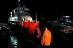 Lần theo vết dầu loang của tàu ngầm Indonesia mất tích