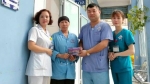 Thái Nguyên: Hành động đẹp của một nhân viên y tế