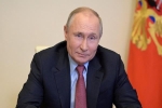 Putin nói vaccine Nga đáng tin như súng AK