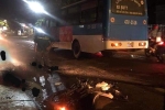 Xe buýt và xe máy tông nhau, 2 người tử vong tại chỗ