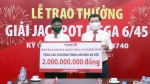 Bỏ mặt nạ, nam thanh niên ở Cần Thơ đeo khẩu trang phòng dịch nhận giải Jackpot 70 tỷ đồng