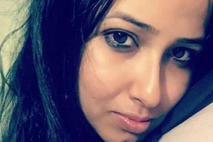 Nhật ký đau đớn giữa 'địa ngục Covid' Ấn Độ: Nữ giáo sư 38 tuổi cập nhật tình trạng của mình, cầu cứu xin giường bệnh trong vô vọng đến lúc chết