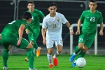 Tuyển Thái Lan thất bại 1-4 trước Uzbekistan