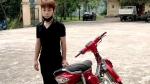 Tuyên Quang: Xử lý thanh niên điều khiển xe máy không đội mũ bảo hiểm, bốc đầu xe