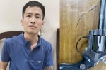 Hà Nội: Tạm giữ đối tượng mang súng bật lửa đi cướp