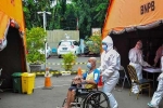 Indonesia: Bệnh nhân Covid-19 tử vong, nằm trước cửa nhà 12 giờ