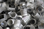 Israel có thể phải vứt hơn một triệu liều vaccine Pfizer vào thùng rác