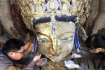 Đang sửa chữa, tượng Phật Bà Quan Âm nghìn tay bỗng nhiên rung lắc dữ dội: Người có mặt 'chết lặng' khi nhìn thấy mật thất bên trong
