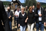 Thủ tướng Merkel không tìm được từ tiếng Đức để mô tả hậu quả lũ lụt
