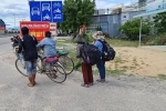 Thất nghiệp, 4 mẹ con đạp xe từ Đồng Nai về quê nhà Nghệ An và cái kết bất ngờ