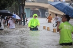 Nhà máy iPhone Trung Quốc chìm trong biển nước