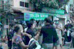 Cặp vợ chồng 'hổ báo' gây rối chốt kiểm dịch chợ Yên Phụ, còn tự livestream cho thiên hạ cười chê