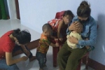 Tin mới nhất vụ 2 ông chồng đi xe máy từ Bình Dương về Nghệ An 'quên' vợ và 3 con nhỏ