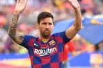 Messi khóc trong buổi họp báo chia tay Barcelona
