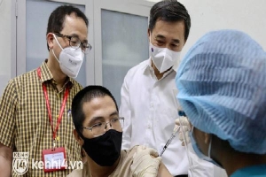 Ảnh: Những tình nguyện viên đầu tiên tại Hà Nội tiêm thử nghiệm vaccine Covid-19 thứ 3 của Việt Nam