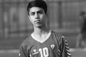 Cầu thủ Afghanistan qua đời vì rơi khỏi máy bay