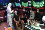 21 thanh niên vào sử dụng ma tuý tại quán karaoke massage bất chấp lệnh giãn cách