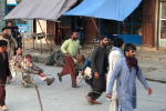 'Tấn công phức tạp' bên ngoài sân bay Kabul làm 13 người chết
