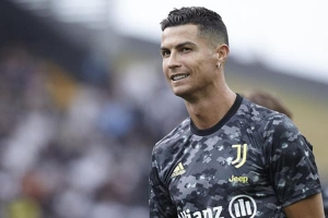 Dàn sao Man City 'phát cuồng' vì Ronaldo, điều tra cặn kẽ lịch sinh hoạt tập luyện của CR7