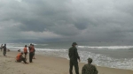 Quảng Nam: Nam sinh lớp 8 bị sóng cuốn mất tích khi tắm biển