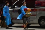 F0, F1 ở Thanh Xuân Trung ôm hành lý rời nhà đi cách ly lúc nửa đêm