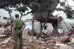 Hiện trường vụ nổ như bom ở Quảng Nam khiến căn nhà 2 tầng bị hất tung, thi thể nạn nhân không còn nguyên vẹn