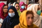 Phụ nữ Afghanistan bị ép kết hôn nếu muốn rời đất nước
