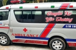 Nhái xe cứu thương để chở thuê làm 4 người nhiễm SARS-CoV-2