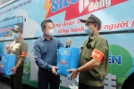 Hà Nội: Hàng nghìn 'Túi An sinh Công đoàn' được trao cho người lao động bị ảnh hưởng bởi dịch Covid-19